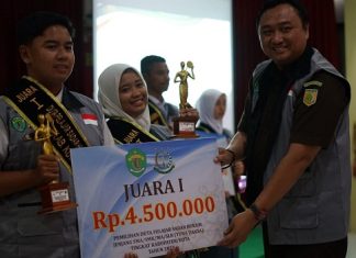 Rayhan Aulia Nasution dan Anna Maria dari SMKN 1 Sendawar Juarai Pemilihan Duta Pelajar Sadar Hukum 2023 di Kubar Duta Pelajar Sadar Hukum